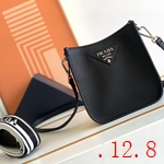 スーパーコピーブラダバッグ